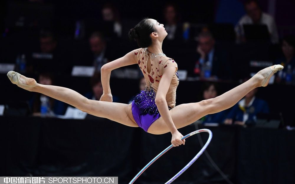 邮报：梅努希望冬窗离开曼联，有12家俱乐部对他感兴趣